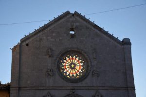Basilica di San Benedetto, dopo l'ultima forte scossa di terremoto nella zona rossa di Norcia, 31 ottobre 2016. ANSA/ CROCCHIONI
